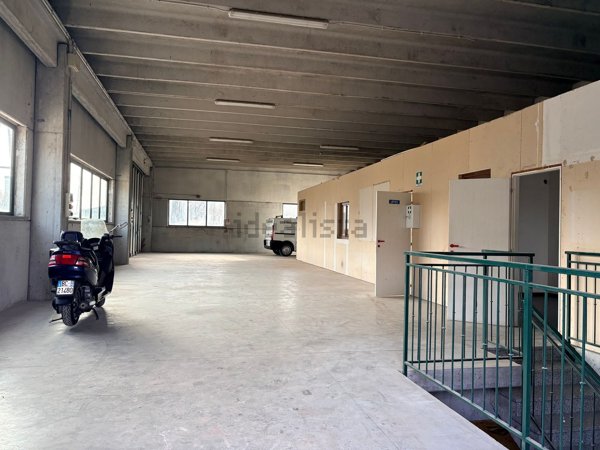 locale di sgombero in vendita a Venezia in zona Favaro Veneto