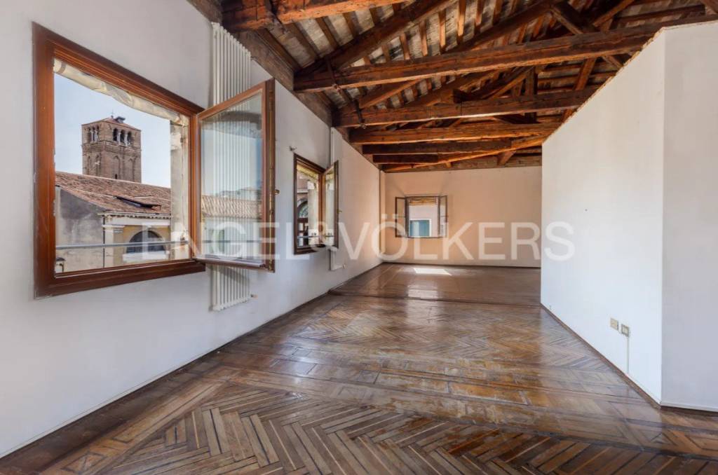 appartamento in vendita a Venezia in zona Sestiere Santa Croce
