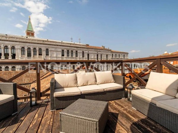appartamento in vendita a Venezia in zona Sestiere San Marco