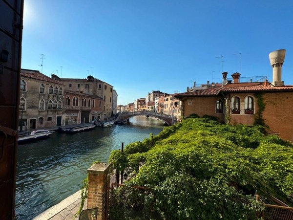 appartamento in vendita a Venezia in zona Sestiere Santa Croce