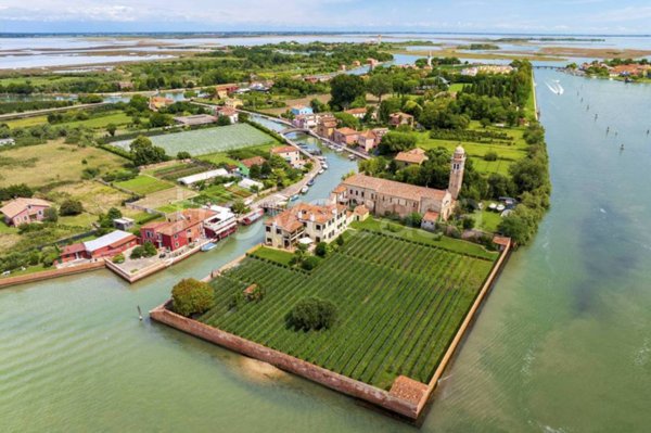 casa indipendente in vendita a Venezia in zona Burano