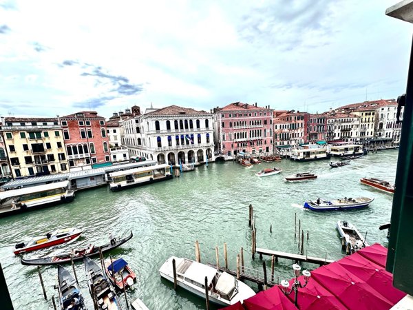appartamento in vendita a Venezia in zona Sestiere San Polo
