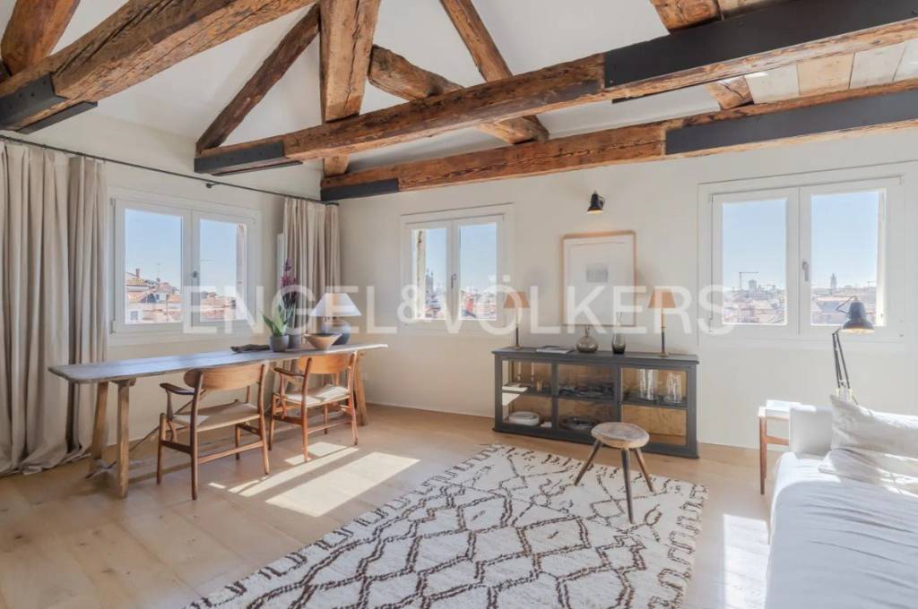 appartamento in vendita a Venezia in zona Sestiere Santa Croce