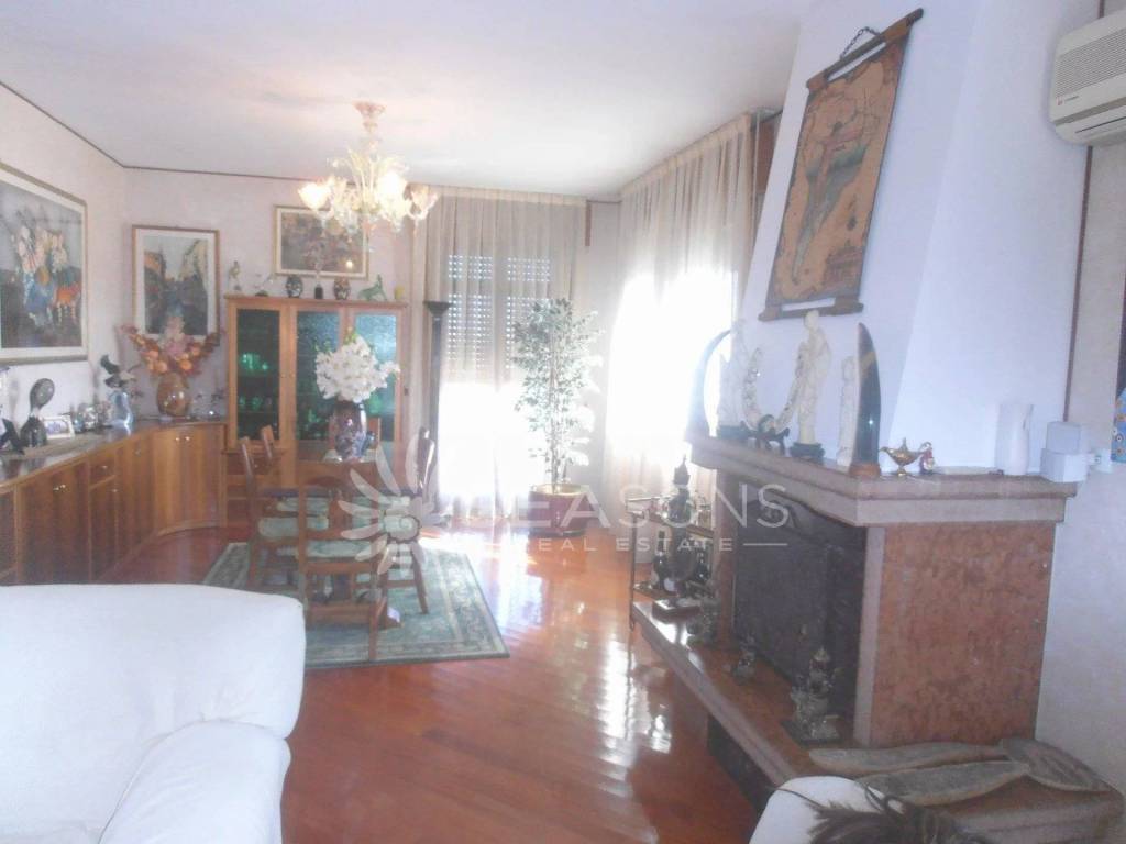 appartamento in vendita a Venezia in zona Lido di Venezia