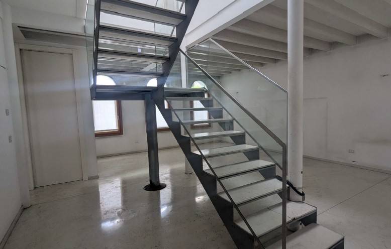 casa indipendente in vendita a Venezia in zona Carpenedo