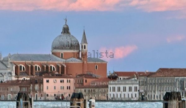 appartamento in vendita a Venezia in zona Giudecca