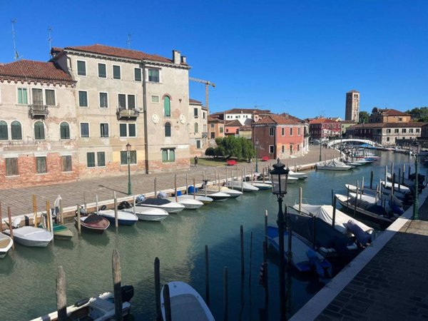 appartamento in vendita a Venezia in zona Murano