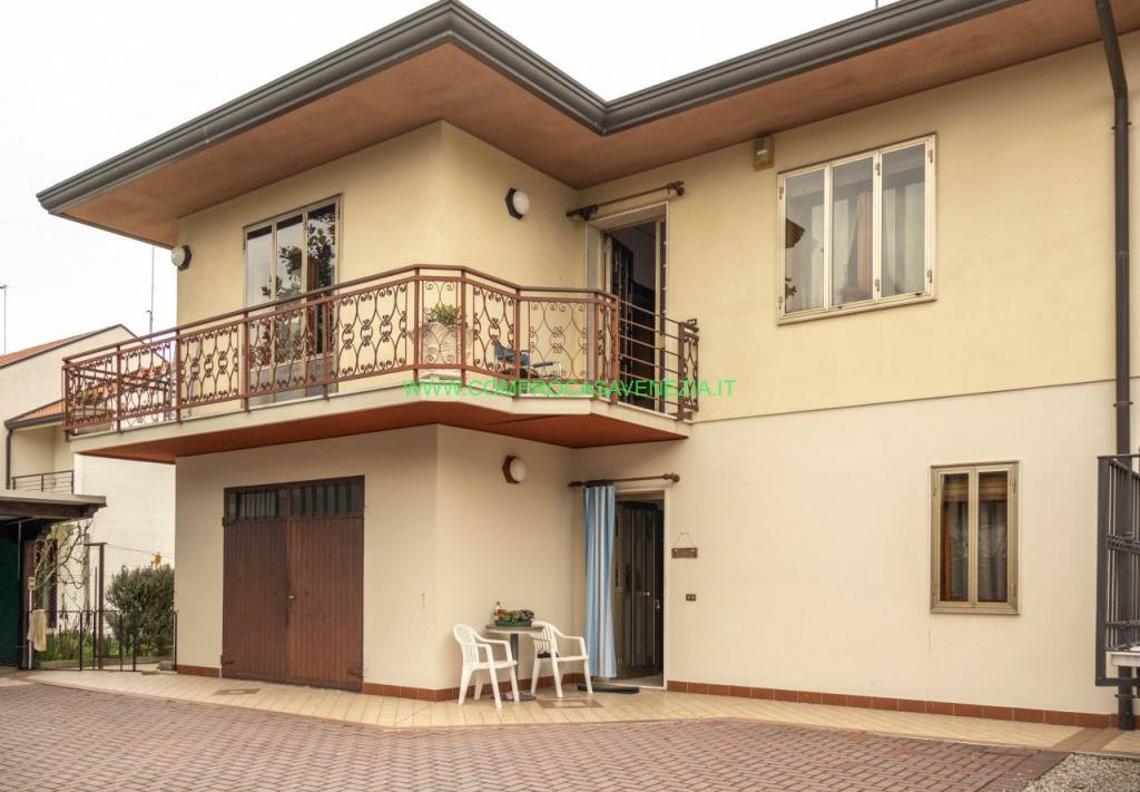 casa indipendente in vendita a Venezia in zona Mestre