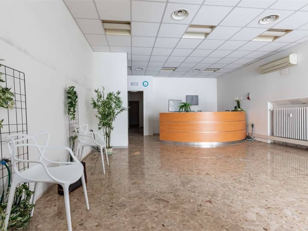 negozio in vendita a Venezia in zona Marghera
