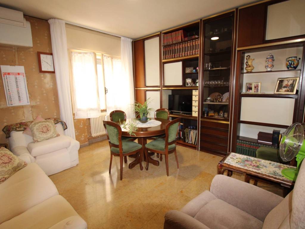 appartamento in vendita a Venezia in zona Lido di Venezia