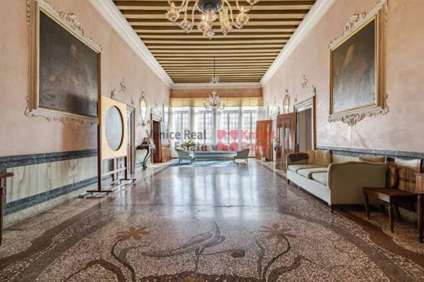 appartamento in vendita a Venezia in zona Sestiere San Polo