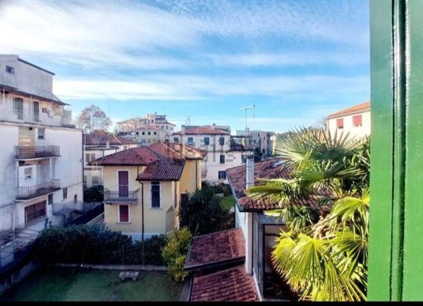 appartamento in vendita a Venezia in zona Lido di Venezia