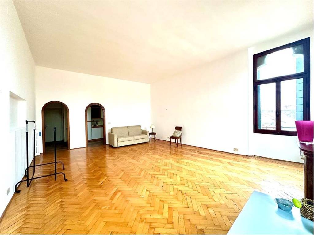intera palazzina in vendita a Venezia in zona Sestiere San Marco