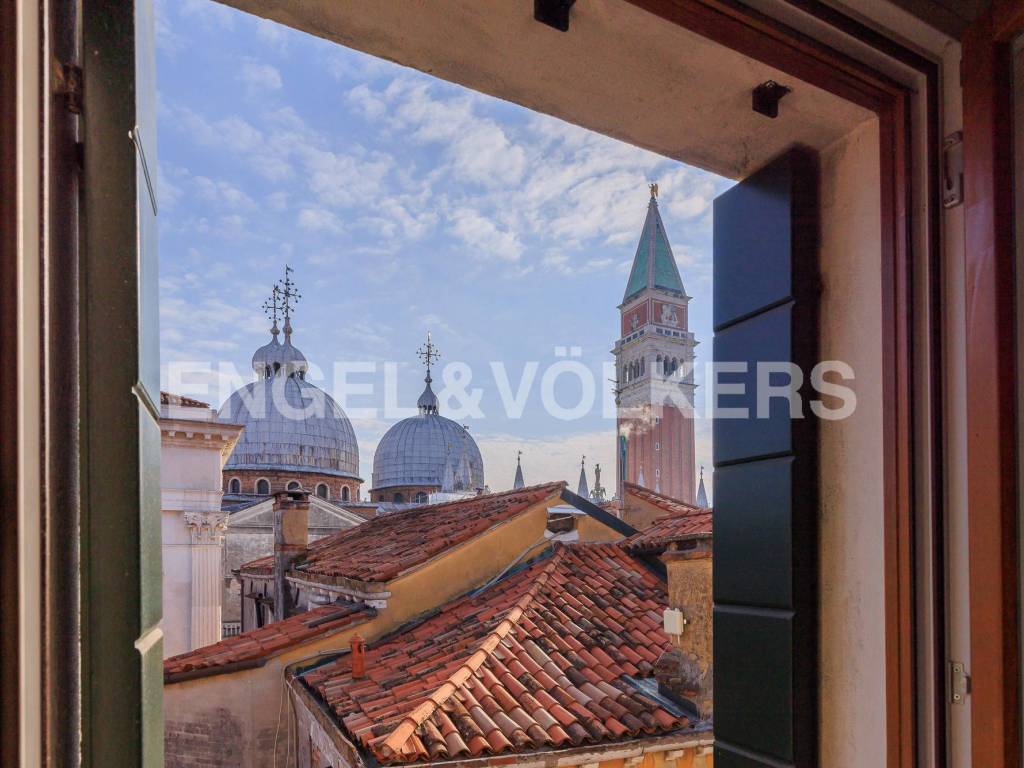 appartamento in vendita a Venezia in zona Sestiere San Marco