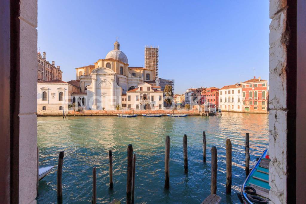quadrivano in vendita a Venezia in zona Sestiere Santa Croce