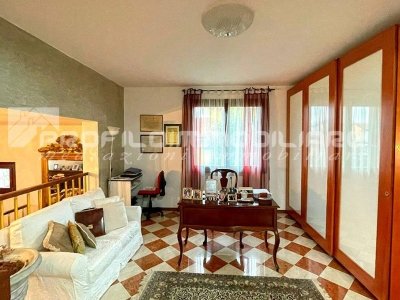 casa indipendente in vendita a Venezia in zona Favaro Veneto