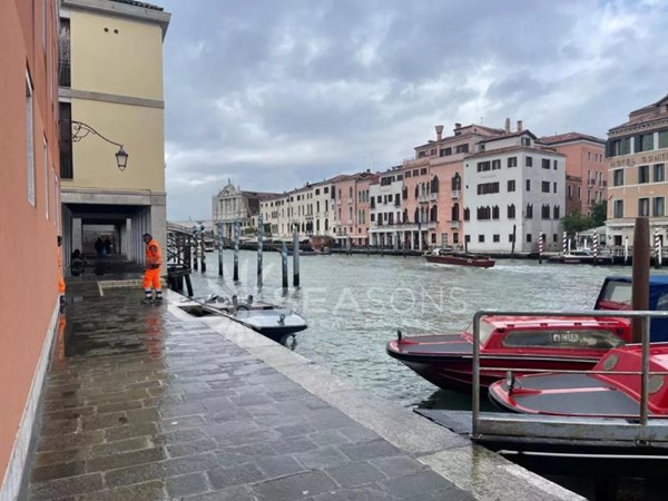 appartamento in vendita a Venezia in zona Sestiere Santa Croce