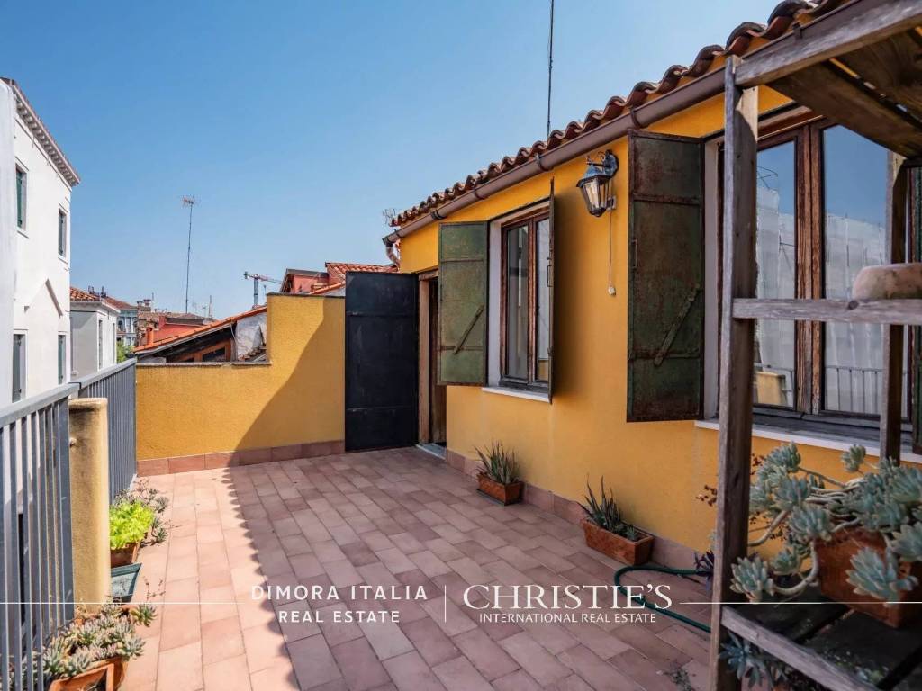 appartamento in vendita a Venezia in zona Sestiere Santa Croce