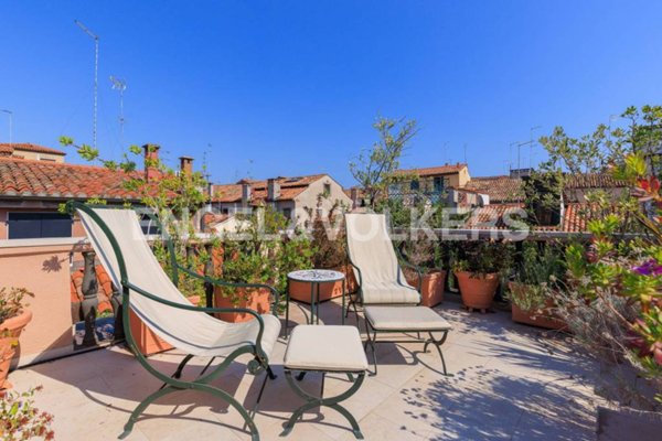 appartamento in vendita a Venezia in zona Sestiere Cannaregio