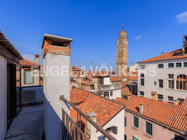 appartamento in vendita a Venezia in zona Murano