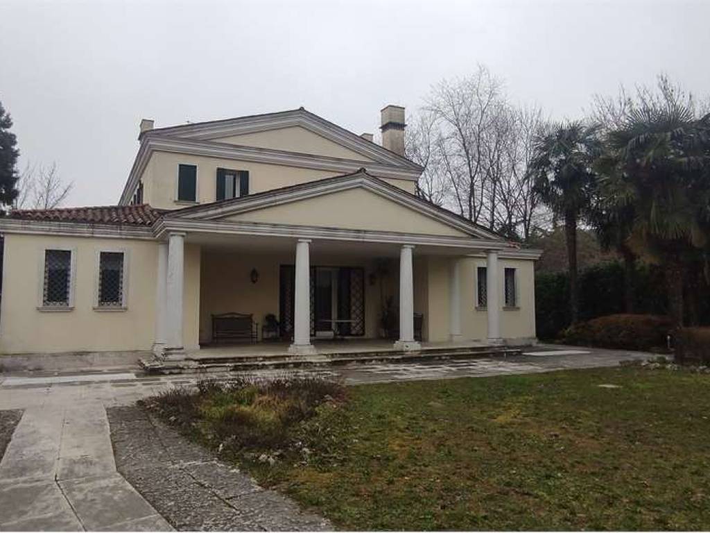 casa indipendente in vendita a Venezia in zona Mestre