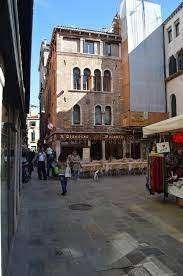 negozio in vendita a Venezia in zona Sestiere Santa Croce
