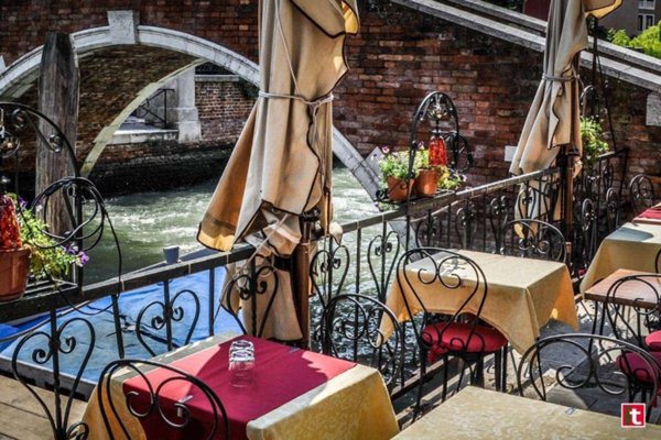 quadrivano in vendita a Venezia in zona Sestiere Santa Croce