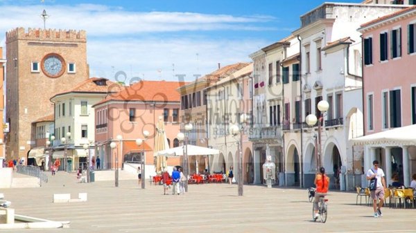 negozio in vendita a Venezia in zona Mestre
