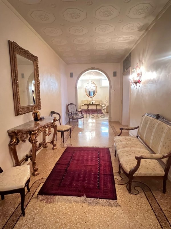 appartamento in vendita a Venezia in zona Sestiere San Marco