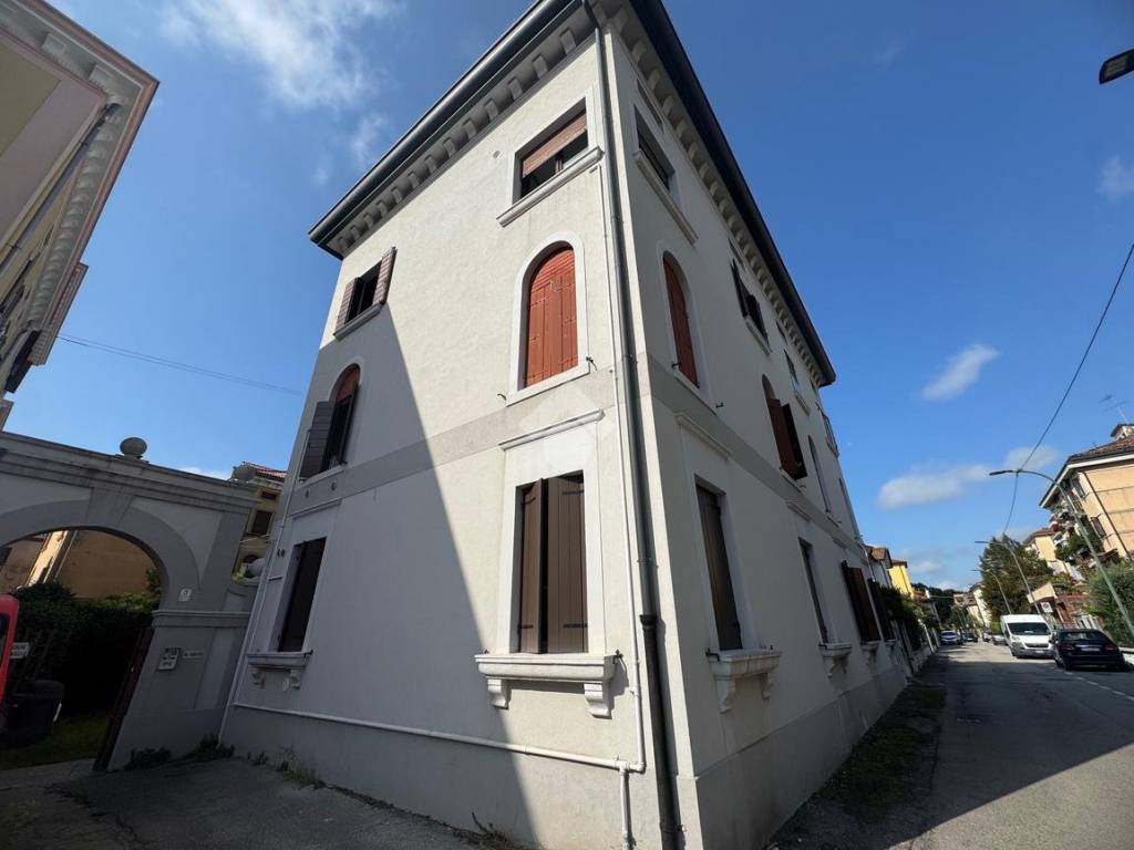 appartamento in vendita a Venezia in zona Marghera