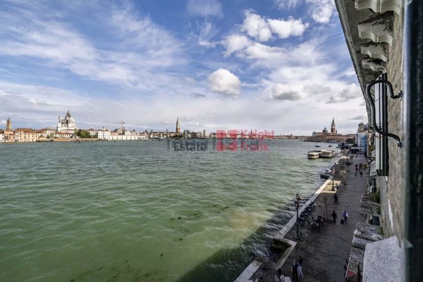 appartamento in vendita a Venezia in zona Giudecca
