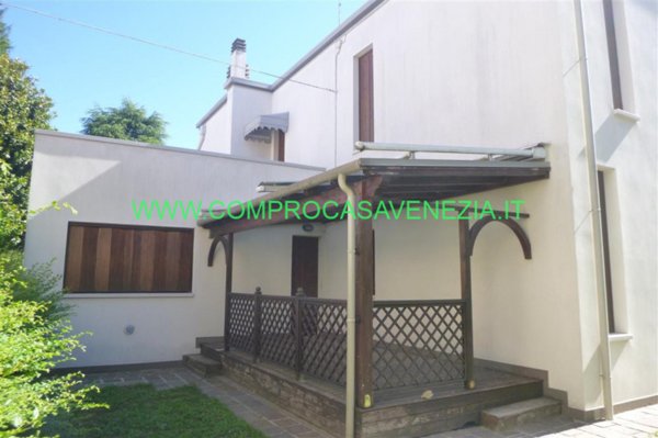 casa indipendente in vendita a Venezia in zona Mestre