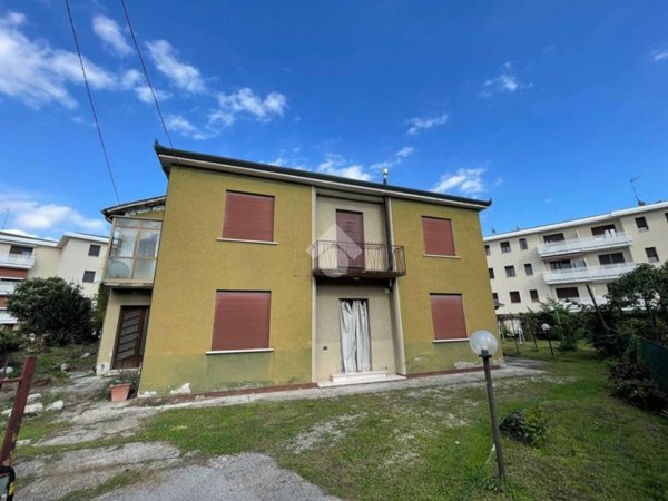 appartamento in vendita a Venezia in zona Carpenedo