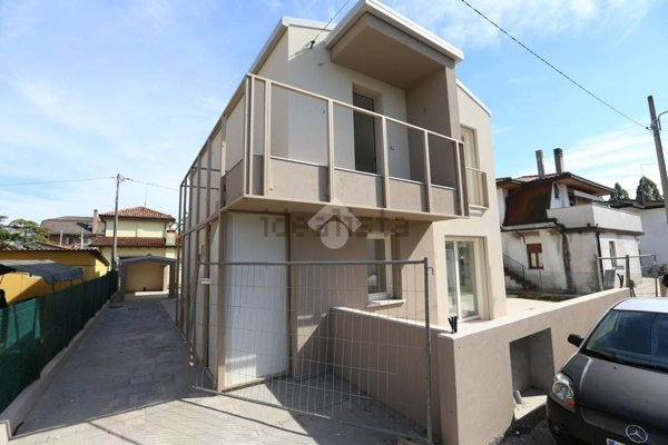 appartamento in vendita a Venezia in zona Trivignano