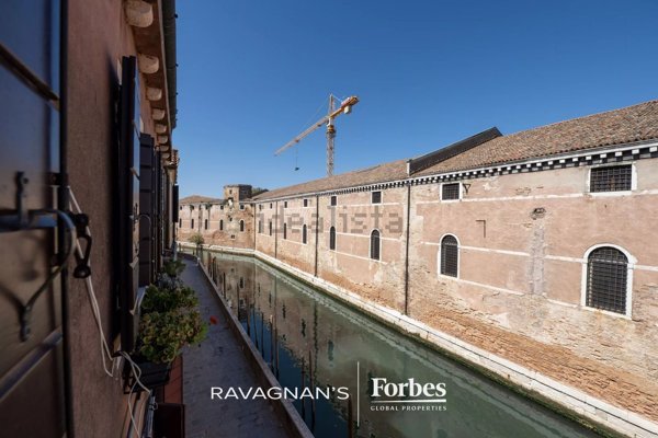 appartamento in vendita a Venezia in zona Sestiere Castello