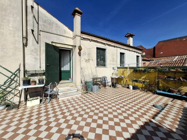 appartamento in vendita a Venezia in zona Murano