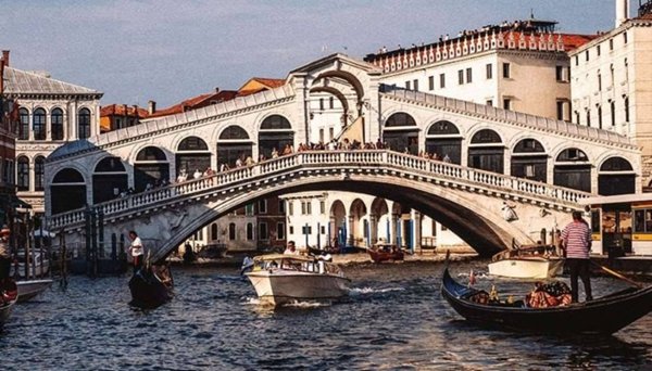 negozio in vendita a Venezia in zona Sestiere Cannaregio