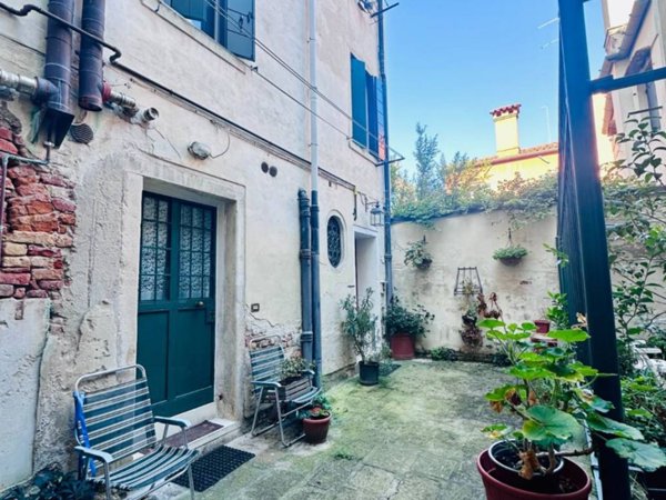 appartamento in vendita a Venezia in zona Sestiere Santa Croce