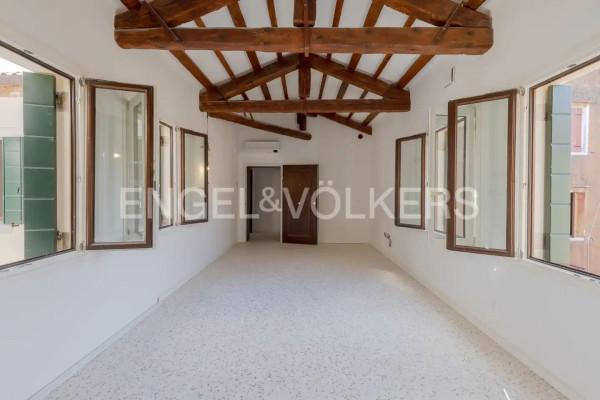 appartamento in vendita a Venezia in zona Sestiere Cannaregio