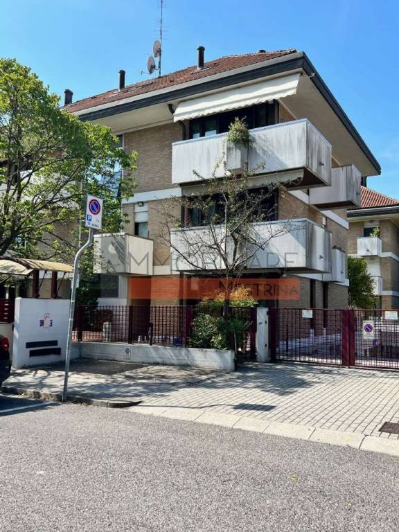 ufficio in vendita a Venezia in zona Mestre