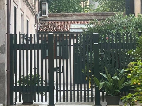 appartamento in vendita a Venezia in zona Sestiere Dorsoduro