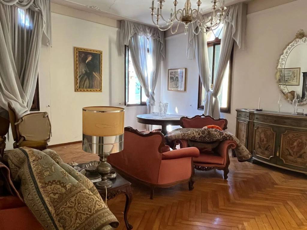 appartamento in vendita a Venezia in zona Sestiere Castello