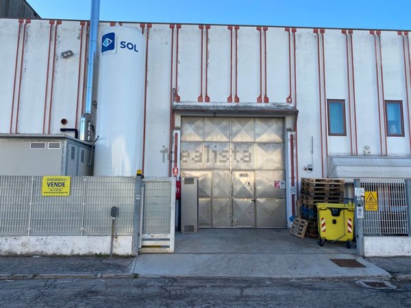 ufficio in vendita a Venezia in zona Marghera