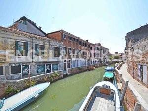 appartamento in vendita a Venezia in zona Sestiere Santa Croce