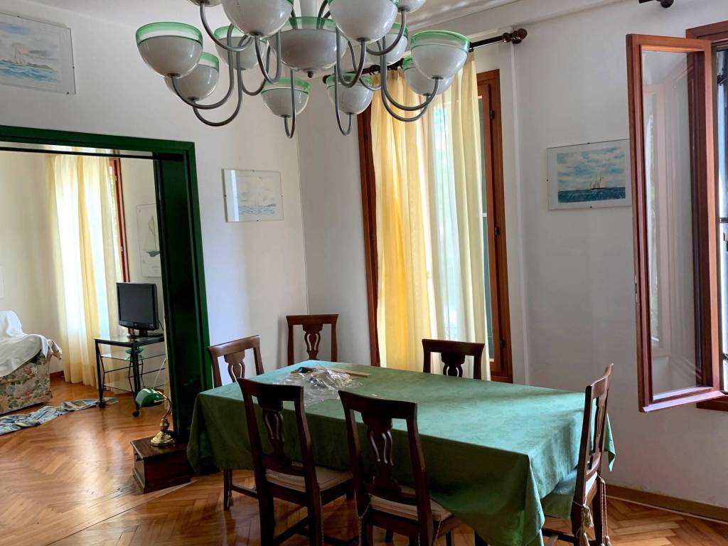 appartamento in vendita a Venezia in zona Lido di Venezia