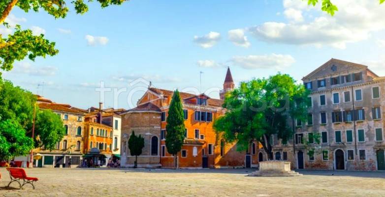negozio in vendita a Venezia in zona Sestiere San Polo