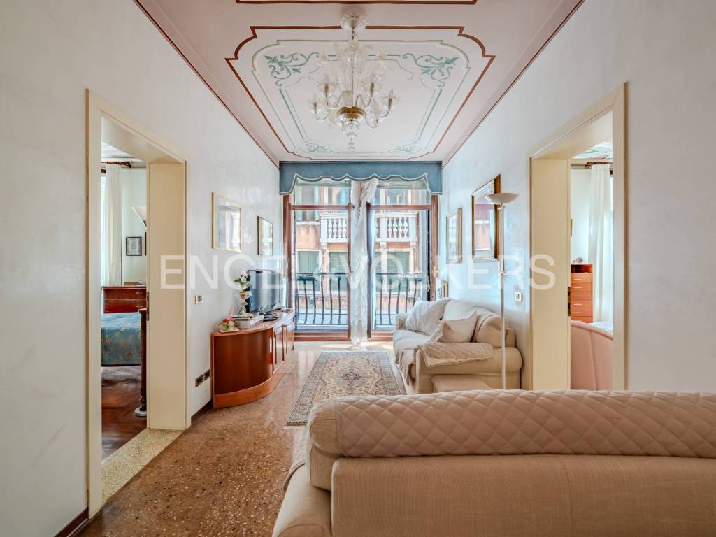 appartamento in vendita a Venezia in zona Sestiere San Polo