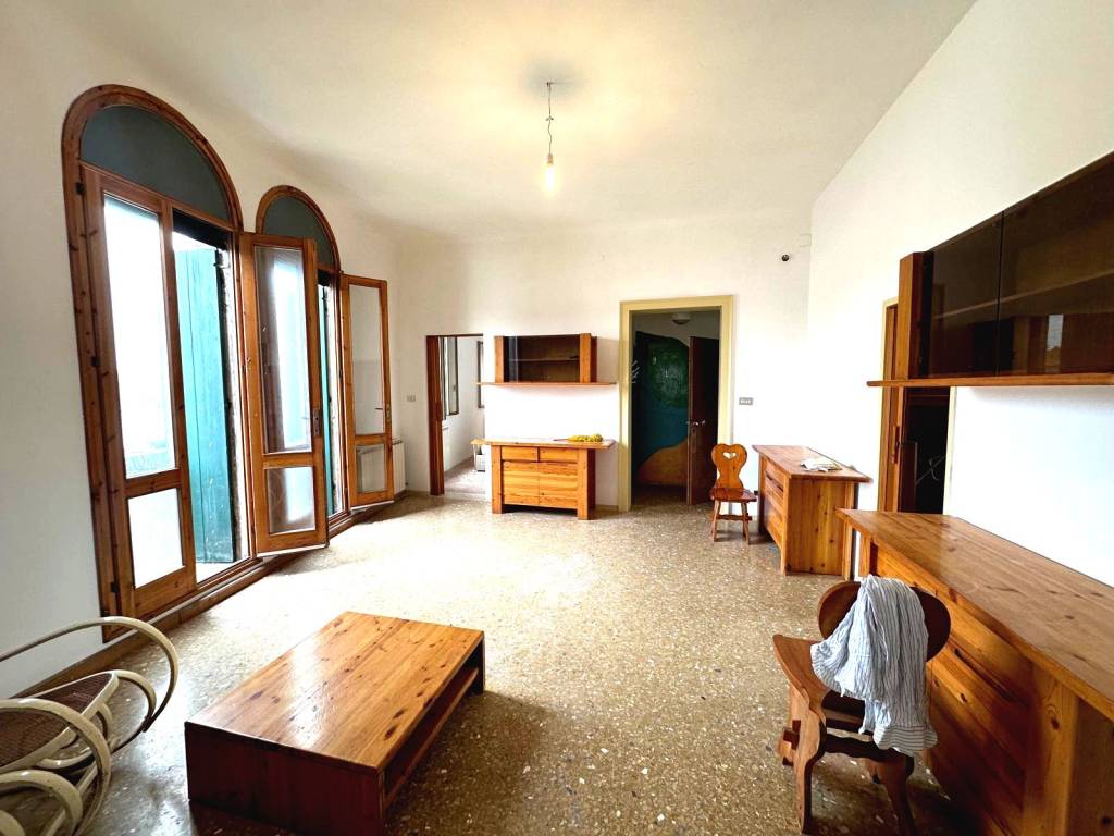 appartamento in vendita a Venezia in zona Murano