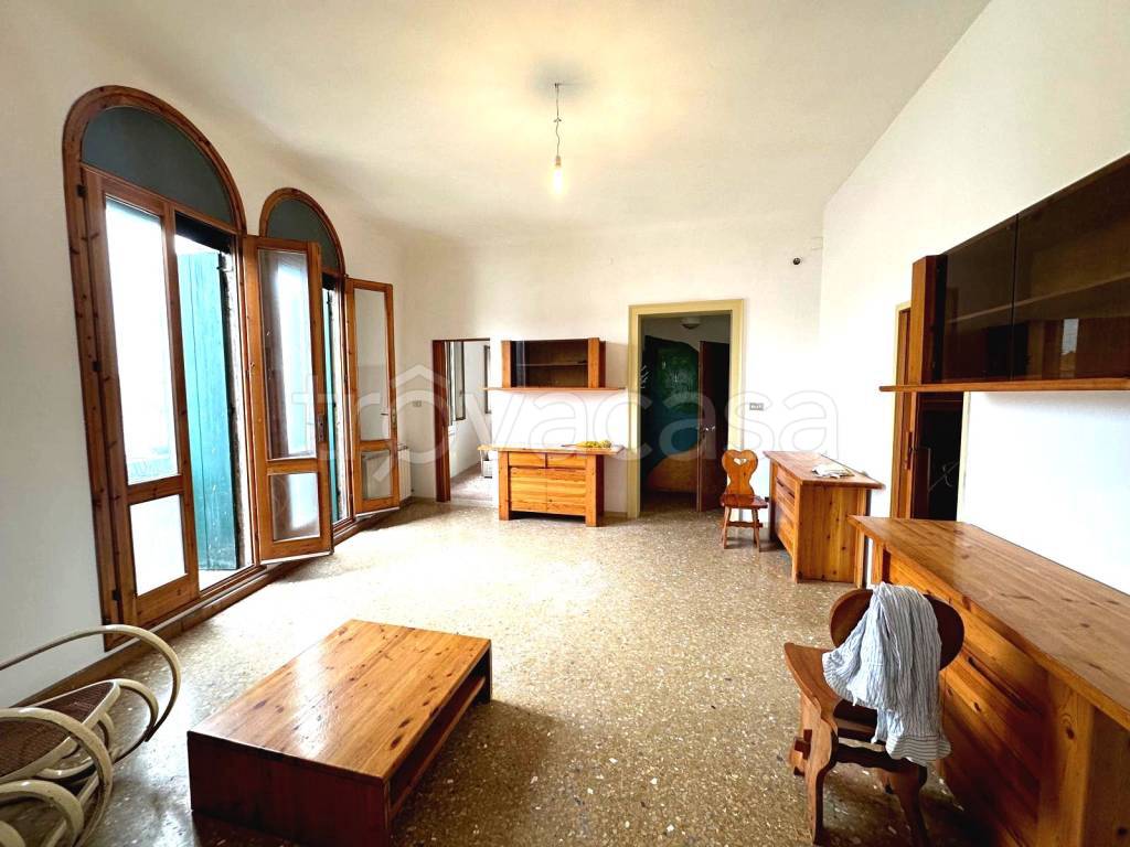 appartamento in vendita a Venezia in zona Murano