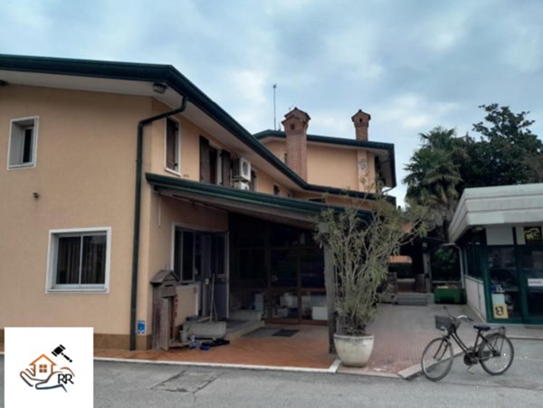 casa indipendente in vendita a Venezia in zona Mestre